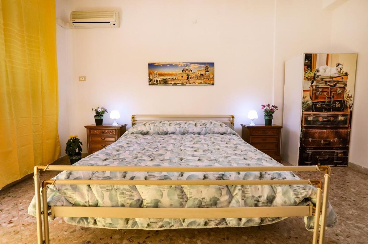 A Casa di Fra' Bed & Breakfast Palermo Eksteriør bilde
